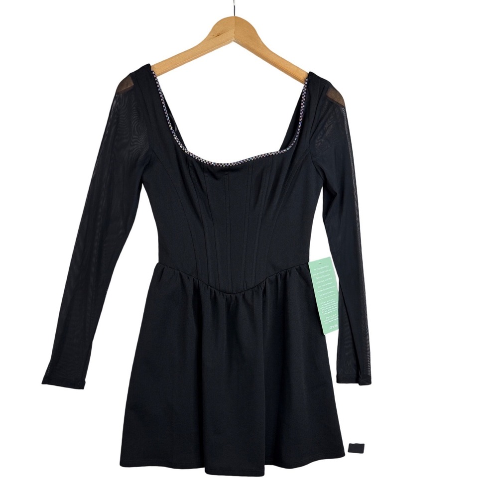 New City Triangles Long Sleeve Mini Dress size 2 Black